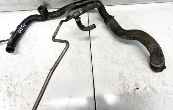 Audi Q7 4L Engine coolant pipe/hose
