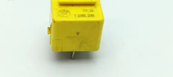 BMW 7 E23 Other relay 61311378301 601576