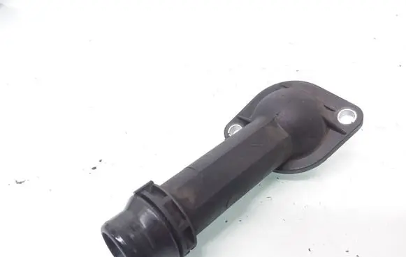 Volkswagen PASSAT B5.5 Thermostat/thermostat housing 06B121121