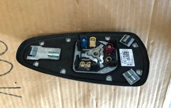 Volkswagen PASSAT B8 Aerial GPS antenna 5WA035507F