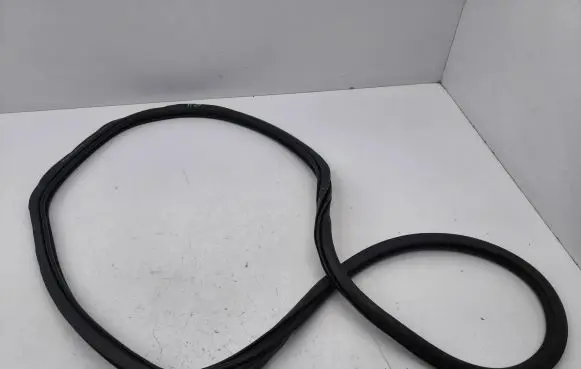 Audi A3 8Y Rear door rubber seal (on body) 