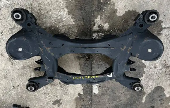 Land Rover Discovery 5 Rear axle beam 