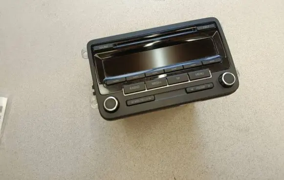 Volkswagen Polo V 6R Radio/CD/DVD/GPS head unit 5M0035186J 7640212360