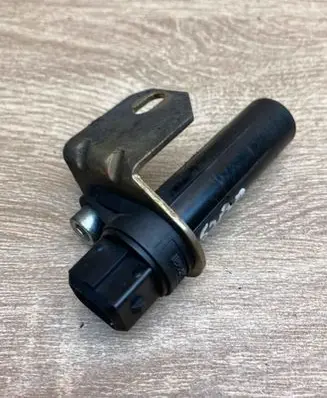 BMW 5 E39 Crankshaft position sensor 2243560