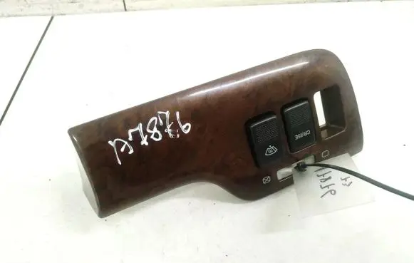Subaru Legacy Cruise control switch 