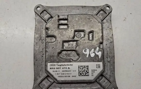 Audi A4 S4 B8 8K Headlight ballast module Xenon 8K0907472A