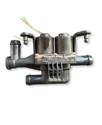 BMW 5 F10 F11 Coolant heater control valve 9119164 120524 1147412200