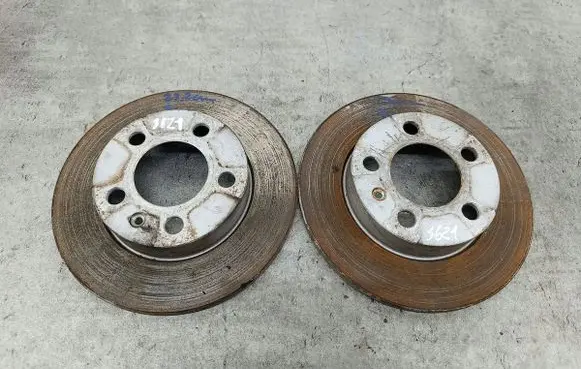 Volkswagen Polo IV 9N3 Rear brake disc 0986478868BOSCH