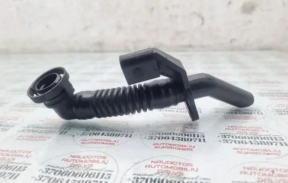 Audi Q7 4L Breather/breather pipe/hose 03H103202A