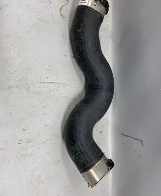 BMW X3 G01 Intercooler hose/pipe 8584546