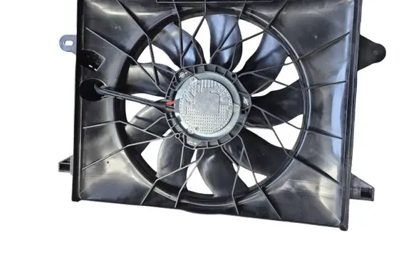 Dodge Challenger Radiator cooling fan shroud 5181995AB 5181995 68541987AA