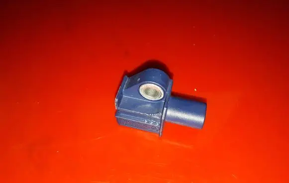 Mercedes-Benz C W204 Airbag deployment crash/impact sensor A2128204926 5WK43872