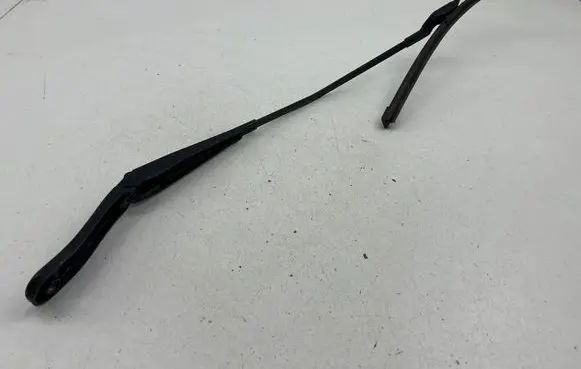 Volvo V40 Windshield/front glass wiper blade 