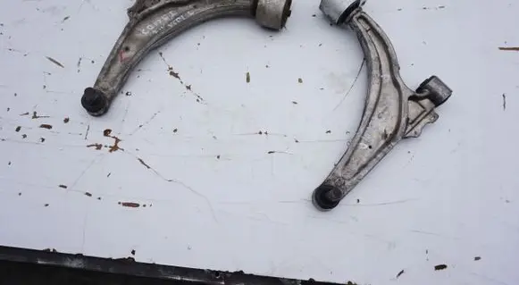 Chevrolet Cruze Front lower control arm/wishbone