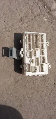 Isuzu D-Max Fuse box set 00028J12