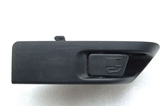 Toyota Yaris Fuel tank opening switch 773060D120