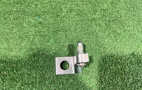 Audi A1 Front door upper hinge 8X4833408B