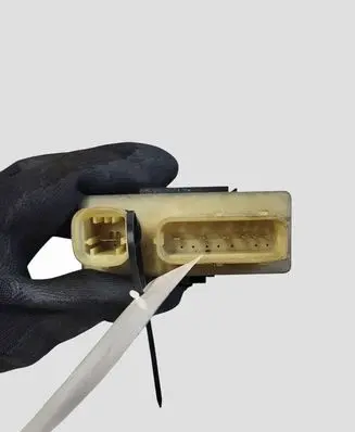 Peugeot 5008 Glow plug pre-heat relay 9662570880