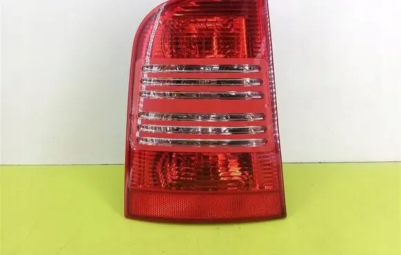 Skoda Octavia Mk1 (1U) Rear/tail lights 1U9945257