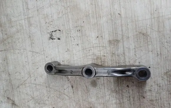 Toyota Corolla Verso E121 Camshaft holder 