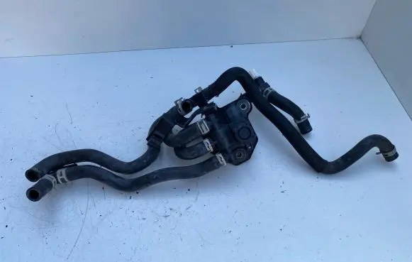Toyota RAV 4 (XA50) Electric auxiliary coolant/water pump 1137401600