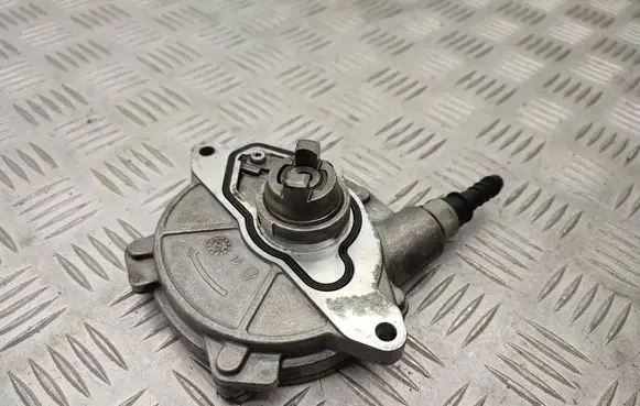 Mercedes-Benz B W245 Vacuum pump A6402300365