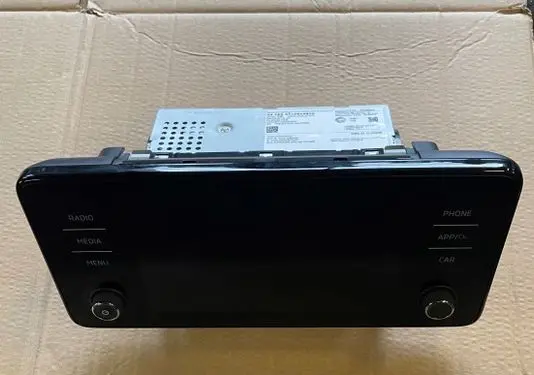 Skoda Scala Radio/CD/DVD/GPS head unit 654035871B