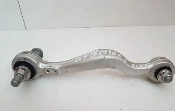 Lexus GS 250 350 300H 450H Rear control arm 4879030130