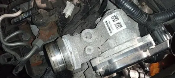 Nissan Note (E12) Throttle valve 198425303
