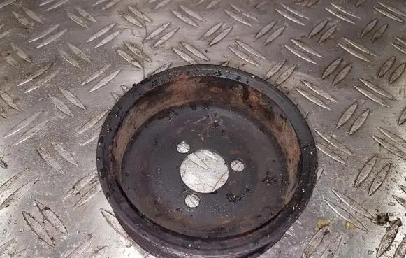 Volkswagen Golf IV Power steering pump pulley 030145269A