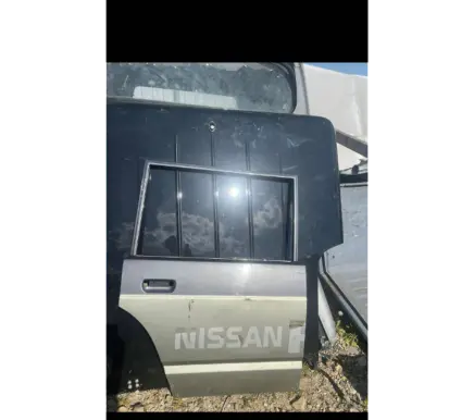 Nissan Patrol 260 Rear door