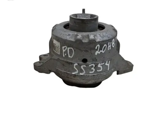 Mercedes-Benz GLC X253 C253 Engine mount bracket A2532402800