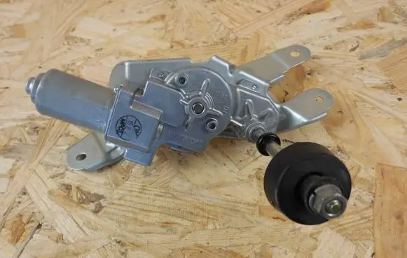 Mazda 2 Rear window wiper motor DB2M67450A