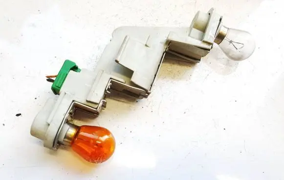 Volvo V50 Tail light bulb cover holder 281220