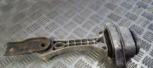 Volkswagen Golf IV Engine mount bracket 1j0199851