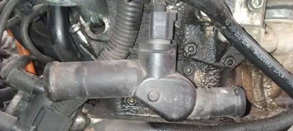 Seat Altea Engine coolant pipe/hose 06A121133AL