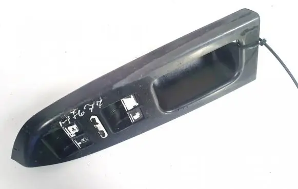 Volkswagen Touran I Electric window control switch 1t1867371f