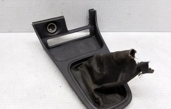 Nissan Almera N16 Gear shifter surround trim plastic 96935BN900