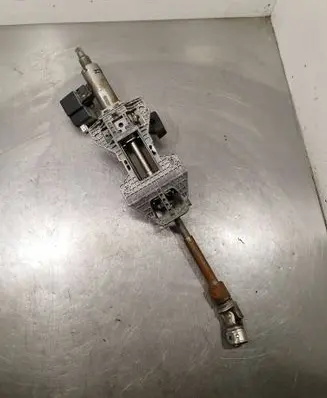 Steering wheel axle set