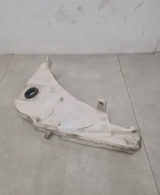 Audi A6 C7 Windshield washer fluid reservoir/tank 4G8955451D