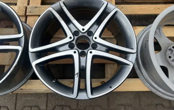 Mercedes-Benz S W222 R18 alloy rim A2224011900