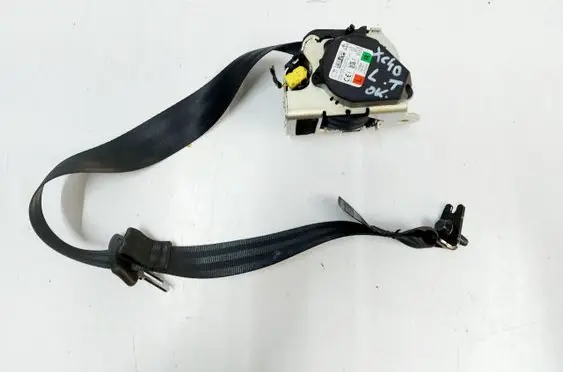 Volvo XC40 Rear seatbelt 32386944