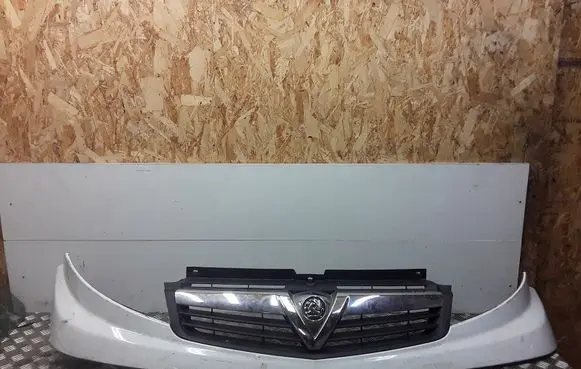 Opel Vivaro Front grill 623100248R