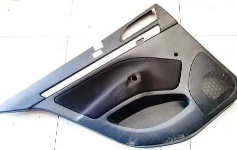 Skoda Octavia Mk2 (1Z) Rear door card panel trim
