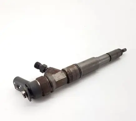 BMW 5 E60 E61 Fuel injector 0445110212 7794652