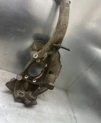 Audi A6 S6 C7 4G Front wheel hub spindle knuckle