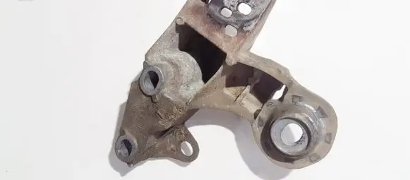 Audi A6 S6 C5 4B Engine mounting bracket 8e0199351a