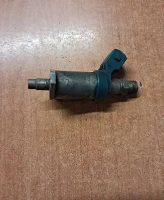 Mercedes-Benz E W124 Idle control valve (regulator) 0280170403