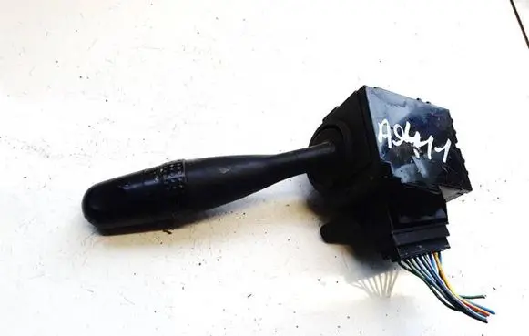 Suzuki Grand Vitara II Wiper control stalk 7611x