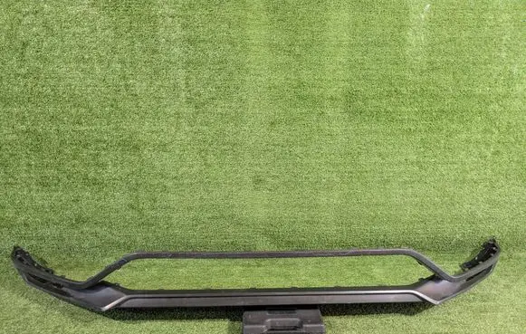 Volvo XC90 Front bumper lip 